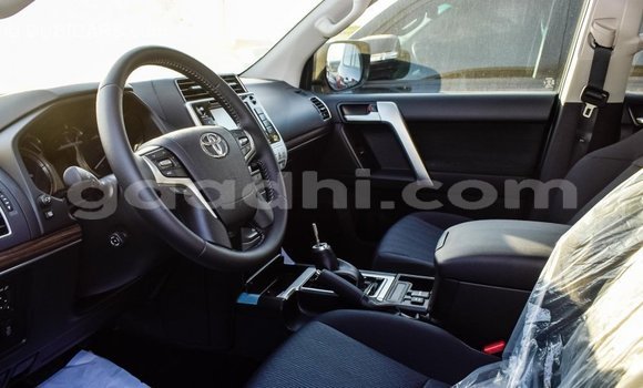 Imported Toyota Prado Other Makiinaa iti Import - Dubai keessatti Somalia keessatti Imported Toyota Prado Other Makiinaa iti Import - Dubai keessatti Somalia keessatti