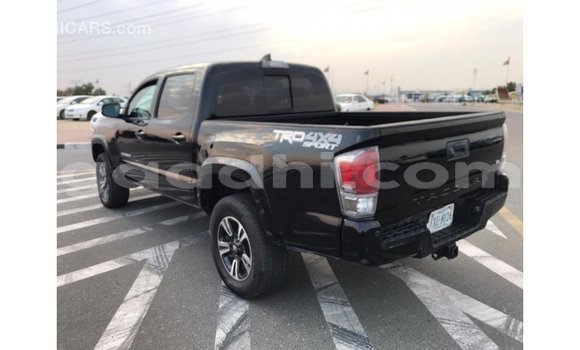 اشتري Imported Toyota Tacoma أسود سيارة في Import - Dubai في الصومال اشتري Imported Toyota Tacoma أسود سيارة في Import - Dubai في الصومال