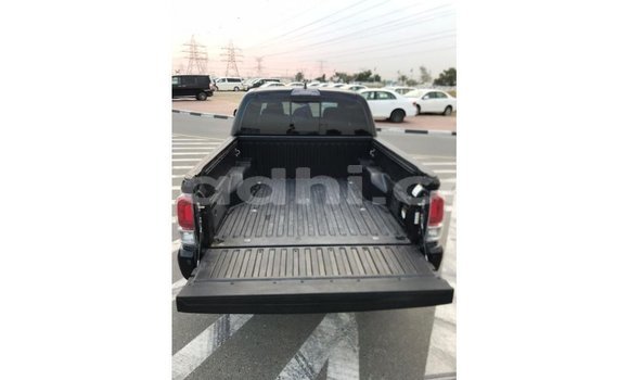 اشتري Imported Toyota Tacoma أسود سيارة في Import - Dubai في الصومال اشتري Imported Toyota Tacoma أسود سيارة في Import - Dubai في الصومال