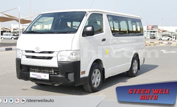 اشتري Imported Toyota Hiace أبيض سيارة في Import - Dubai في الصومال اشتري Imported Toyota Hiace أبيض سيارة في Import - Dubai في الصومال