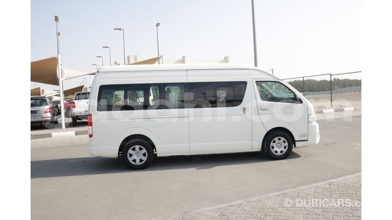 Big with watermark toyota hiace somalia import dubai 3024