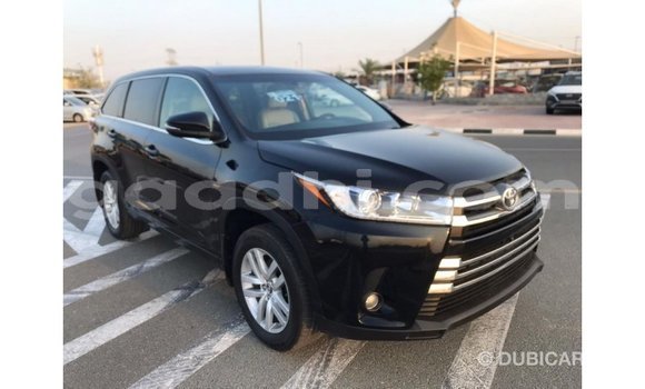 اشتري Imported Toyota Highlander أسود سيارة في Import - Dubai في الصومال اشتري Imported Toyota Highlander أسود سيارة في Import - Dubai في الصومال