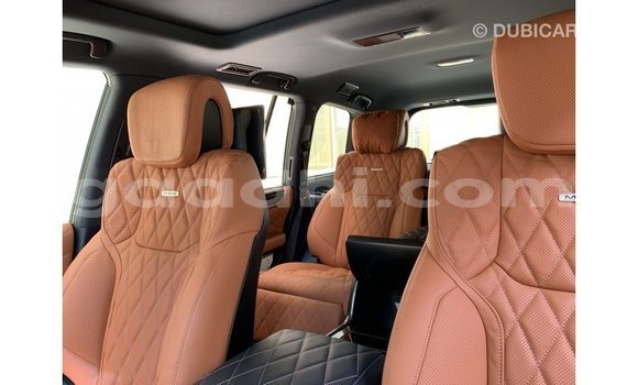 اشتري Imported Lexus LX أزرق سيارة في Import - Dubai في الصومال اشتري Imported Lexus LX أزرق سيارة في Import - Dubai في الصومال