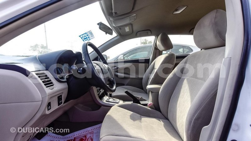 Big with watermark toyota corolla somalia import dubai 3032