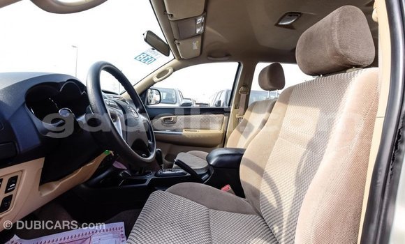 Imported Toyota Fortuner Other Makiinaa iti Import - Dubai keessatti Somalia keessatti Imported Toyota Fortuner Other Makiinaa iti Import - Dubai keessatti Somalia keessatti