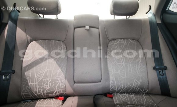 Imported Hyundai i10 White Makiinaa iti Import - Dubai keessatti Somalia keessatti Imported Hyundai i10 White Makiinaa iti Import - Dubai keessatti Somalia keessatti