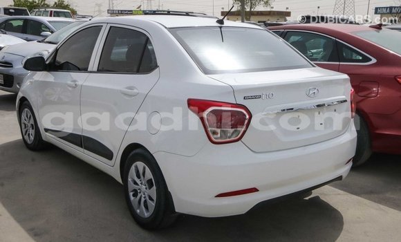 Imported Hyundai i10 White Makiinaa iti Import - Dubai keessatti Somalia keessatti Imported Hyundai i10 White Makiinaa iti Import - Dubai keessatti Somalia keessatti