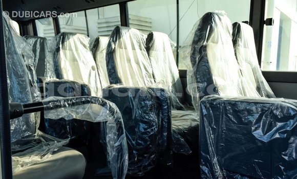 Imported Hyundai Accent Beige Makiinaa iti Import - Dubai keessatti Somalia keessatti Imported Hyundai Accent Beige Makiinaa iti Import - Dubai keessatti Somalia keessatti