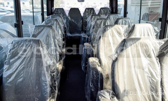 Imported Hyundai Accent Beige Makiinaa iti Import - Dubai keessatti Somalia keessatti Imported Hyundai Accent Beige Makiinaa iti Import - Dubai keessatti Somalia keessatti