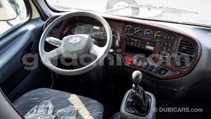 Big with watermark hyundai accent somalia import dubai 3045