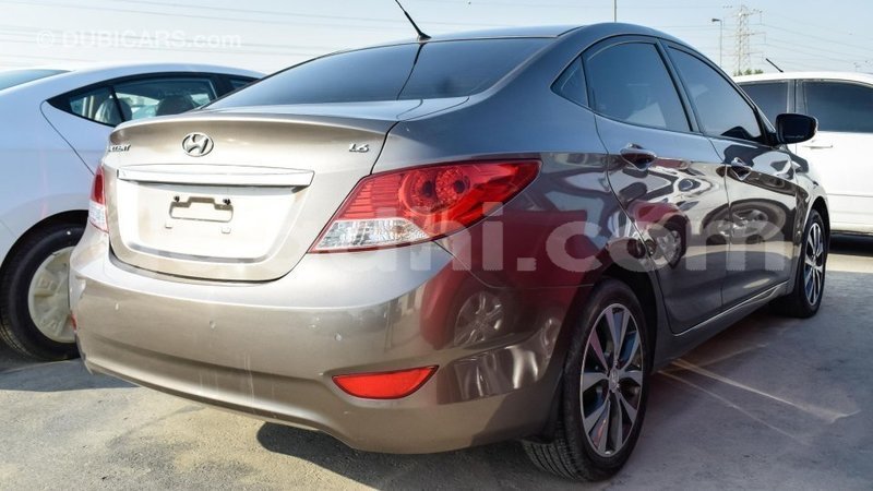 Big with watermark hyundai accent somalia import dubai 3048