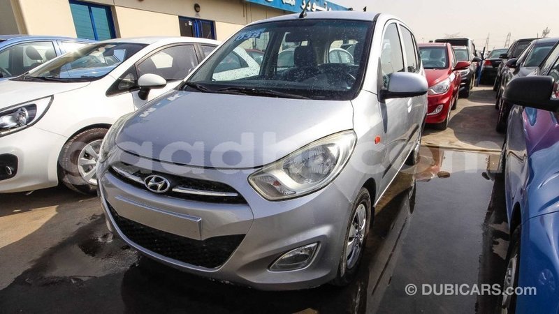 Big with watermark hyundai i10 somalia import dubai 3052