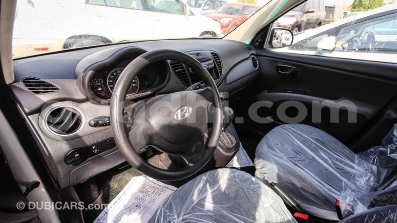 Big with watermark hyundai i10 somalia import dubai 3052