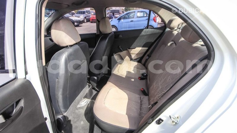 Big with watermark hyundai i10 somalia import dubai 3054