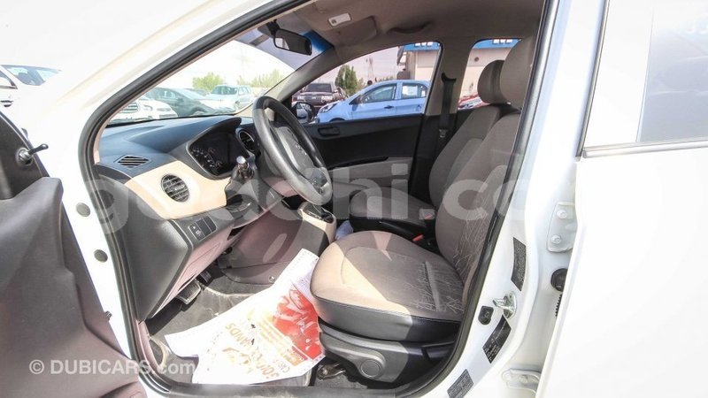 Big with watermark hyundai i10 somalia import dubai 3054