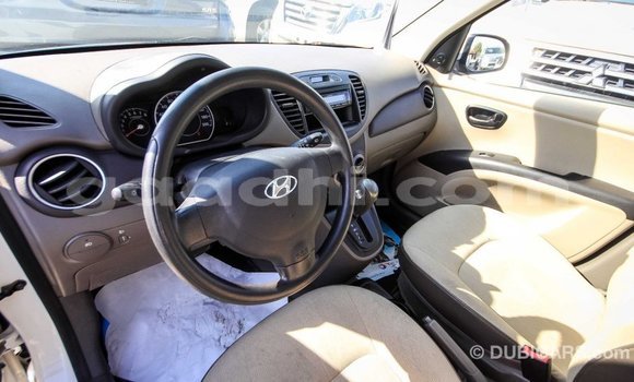 Imported Hyundai i10 White Makiinaa iti Import - Dubai keessatti Somalia keessatti Imported Hyundai i10 White Makiinaa iti Import - Dubai keessatti Somalia keessatti