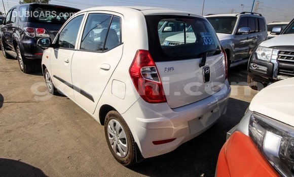 Imported Hyundai i10 White Makiinaa iti Import - Dubai keessatti Somalia keessatti Imported Hyundai i10 White Makiinaa iti Import - Dubai keessatti Somalia keessatti