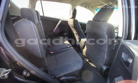 اشتري Imported Toyota HiAce أسود شاحنة في Import - Dubai في الصومال اشتري Imported Toyota HiAce أسود شاحنة في Import - Dubai في الصومال