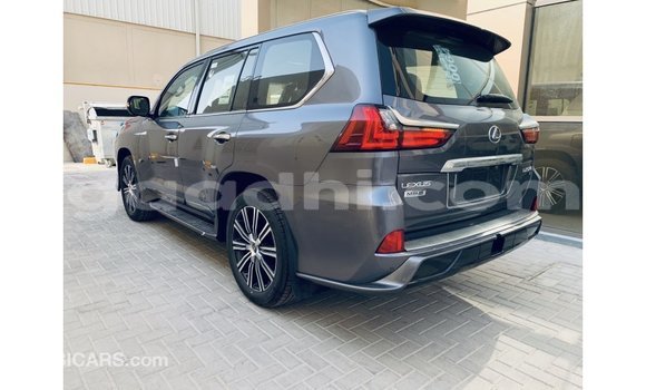 Imported Lexus LX Other Makiinaa iti Import - Dubai keessatti Somalia keessatti Imported Lexus LX Other Makiinaa iti Import - Dubai keessatti Somalia keessatti
