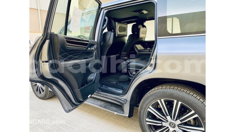 Big with watermark lexus lx somalia import dubai 3069