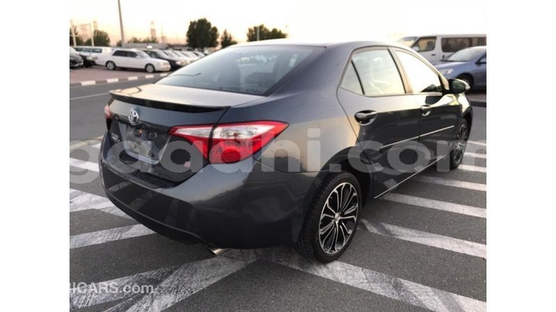Big with watermark toyota corolla somalia import dubai 3074