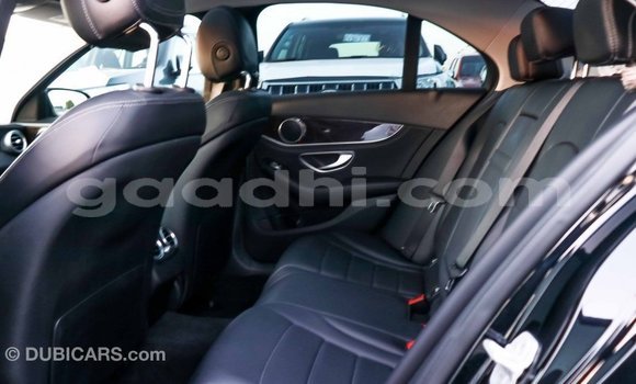 اشتري Imported Mercedes-Benz 190 أسود سيارة في Import - Dubai في الصومال اشتري Imported Mercedes-Benz 190 أسود سيارة في Import - Dubai في الصومال