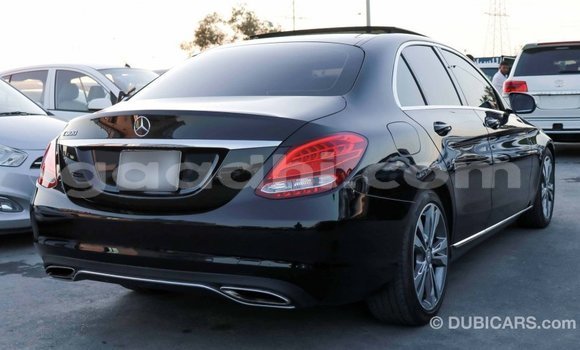 اشتري Imported Mercedes-Benz 190 أسود سيارة في Import - Dubai في الصومال اشتري Imported Mercedes-Benz 190 أسود سيارة في Import - Dubai في الصومال
