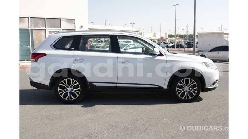 Big with watermark mitsubishi outlander somalia import dubai 3076