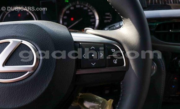 اشتري Imported Lexus LX أبيض سيارة في Import - Dubai في الصومال اشتري Imported Lexus LX أبيض سيارة في Import - Dubai في الصومال