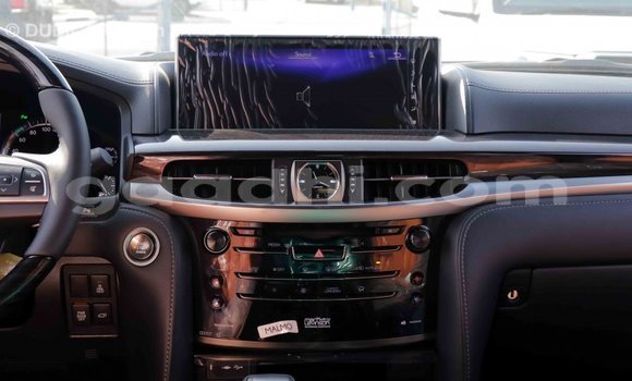 اشتري Imported Lexus LX أبيض سيارة في Import - Dubai في الصومال اشتري Imported Lexus LX أبيض سيارة في Import - Dubai في الصومال