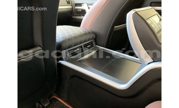 Imported Toyota Land Cruiser Black Makiinaa iti Import - Dubai keessatti Somalia keessatti Imported Toyota Land Cruiser Black Makiinaa iti Import - Dubai keessatti Somalia keessatti