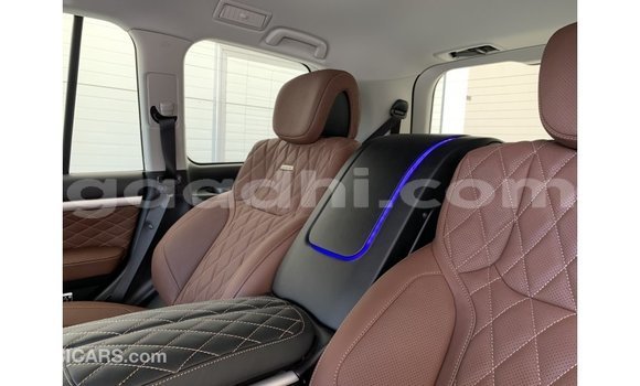 Imported Toyota Land Cruiser Black Makiinaa iti Import - Dubai keessatti Somalia keessatti Imported Toyota Land Cruiser Black Makiinaa iti Import - Dubai keessatti Somalia keessatti