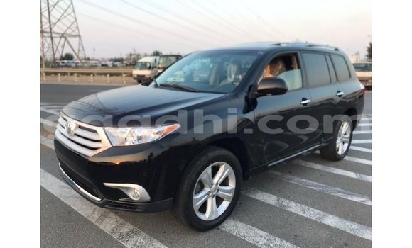 اشتري Imported Toyota Highlander أسود سيارة في Import - Dubai في الصومال اشتري Imported Toyota Highlander أسود سيارة في Import - Dubai في الصومال