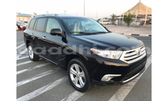 اشتري Imported Toyota Highlander أسود سيارة في Import - Dubai في الصومال اشتري Imported Toyota Highlander أسود سيارة في Import - Dubai في الصومال