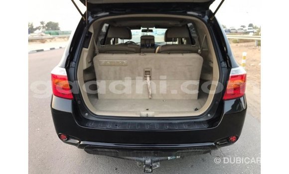 اشتري Imported Toyota Highlander أسود سيارة في Import - Dubai في الصومال اشتري Imported Toyota Highlander أسود سيارة في Import - Dubai في الصومال