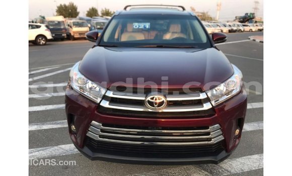 اشتري Imported Toyota Highlander آخر سيارة في Import - Dubai في الصومال اشتري Imported Toyota Highlander آخر سيارة في Import - Dubai في الصومال