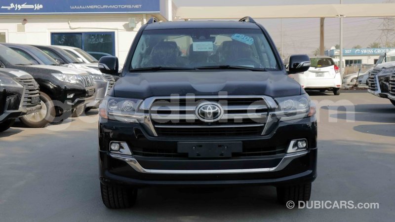 Big with watermark toyota land cruiser somalia import dubai 3090