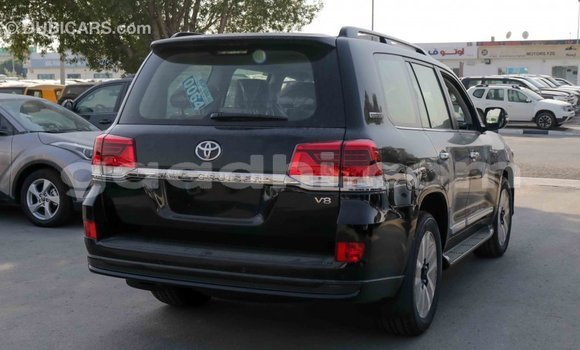 اشتري Imported Toyota Land Cruiser أسود سيارة في Import - Dubai في الصومال اشتري Imported Toyota Land Cruiser أسود سيارة في Import - Dubai في الصومال