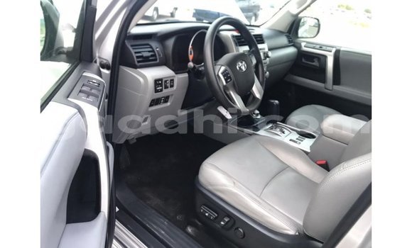 اشتري Imported Toyota HiAce آخر شاحنة في Import - Dubai في الصومال اشتري Imported Toyota HiAce آخر شاحنة في Import - Dubai في الصومال
