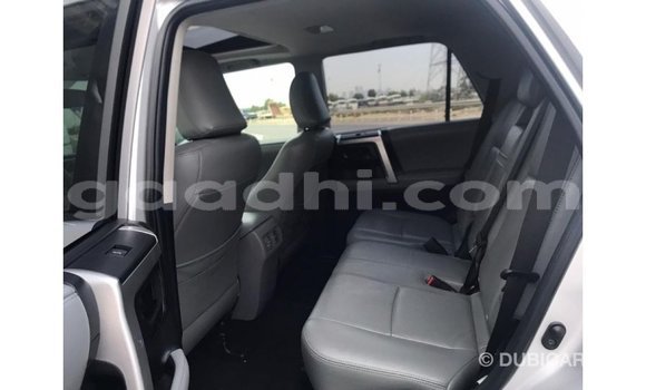 اشتري Imported Toyota HiAce آخر شاحنة في Import - Dubai في الصومال اشتري Imported Toyota HiAce آخر شاحنة في Import - Dubai في الصومال