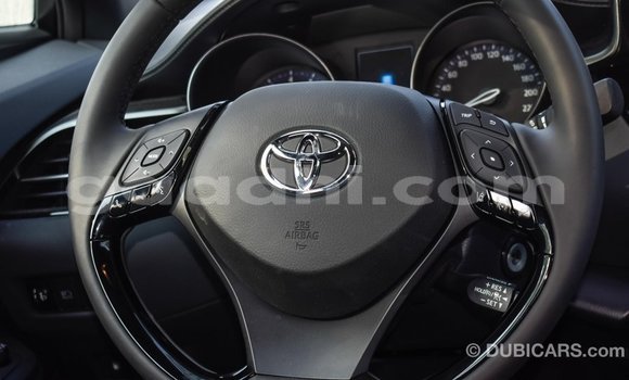 اشتري Imported Toyota C-HR آخر سيارة في Import - Dubai في الصومال اشتري Imported Toyota C-HR آخر سيارة في Import - Dubai في الصومال