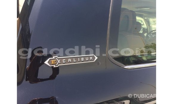 Imported Toyota Land Cruiser Black Makiinaa iti Import - Dubai keessatti Somalia keessatti Imported Toyota Land Cruiser Black Makiinaa iti Import - Dubai keessatti Somalia keessatti
