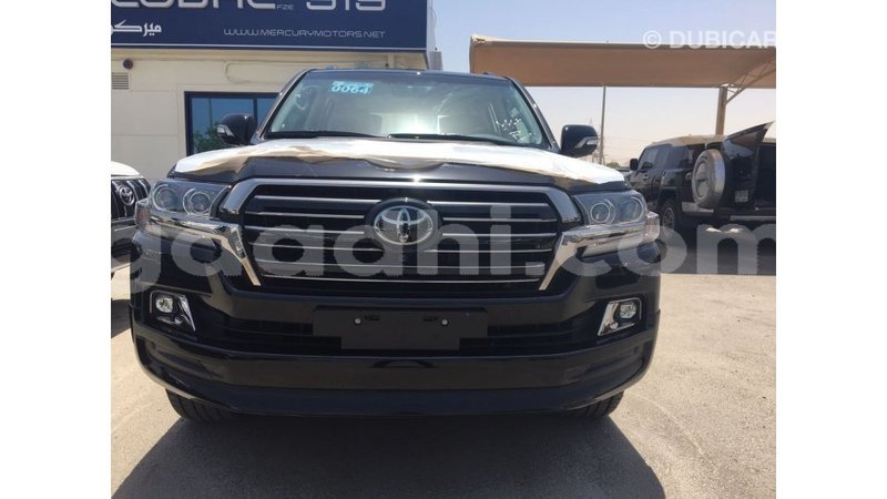 Big with watermark toyota land cruiser somalia import dubai 3104