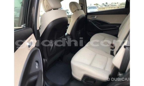 اشتري Imported Hyundai Santa Fe أسود سيارة في Import - Dubai في الصومال اشتري Imported Hyundai Santa Fe أسود سيارة في Import - Dubai في الصومال