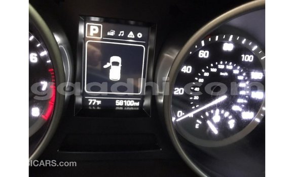 اشتري Imported Hyundai Santa Fe أسود سيارة في Import - Dubai في الصومال اشتري Imported Hyundai Santa Fe أسود سيارة في Import - Dubai في الصومال