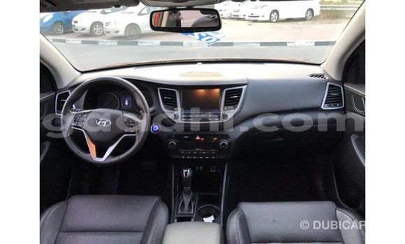اشتري Imported Hyundai Tucson أحمر سيارة في Import - Dubai في الصومال اشتري Imported Hyundai Tucson أحمر سيارة في Import - Dubai في الصومال
