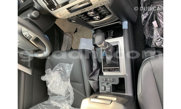 اشتري Imported Toyota Prado أسود سيارة في Import - Dubai في الصومال اشتري Imported Toyota Prado أسود سيارة في Import - Dubai في الصومال