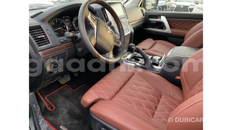 Big with watermark toyota land cruiser somalia import dubai 3115