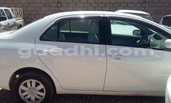 Nunua Ilio tumika Toyota 4Runner Nyeupe Gari ndani ya Hargeysa nchini Somaliland Nunua Ilio tumika Toyota 4Runner Nyeupe Gari ndani ya Hargeysa nchini Somaliland