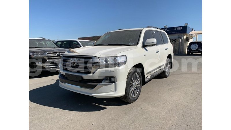 Big with watermark toyota land cruiser somalia import dubai 3126